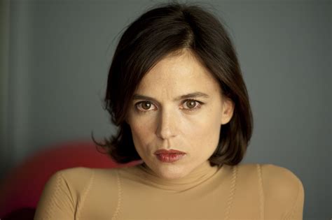 elena anaya feet|the skin i live in cast.